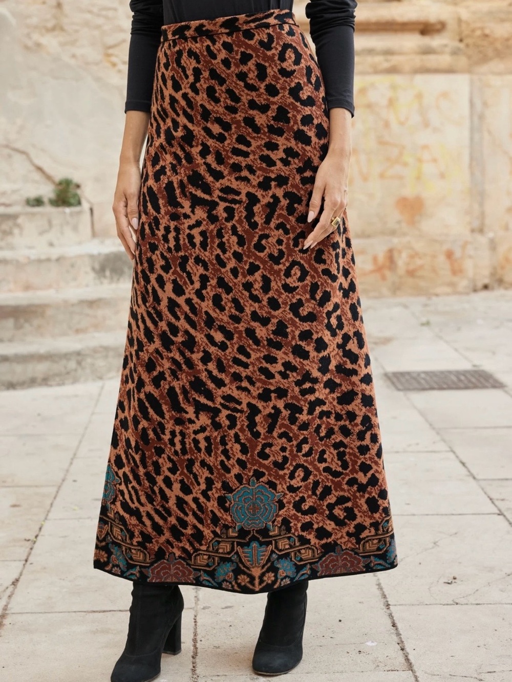 Peruvian Connection Sophia skirt animal print flowers XL